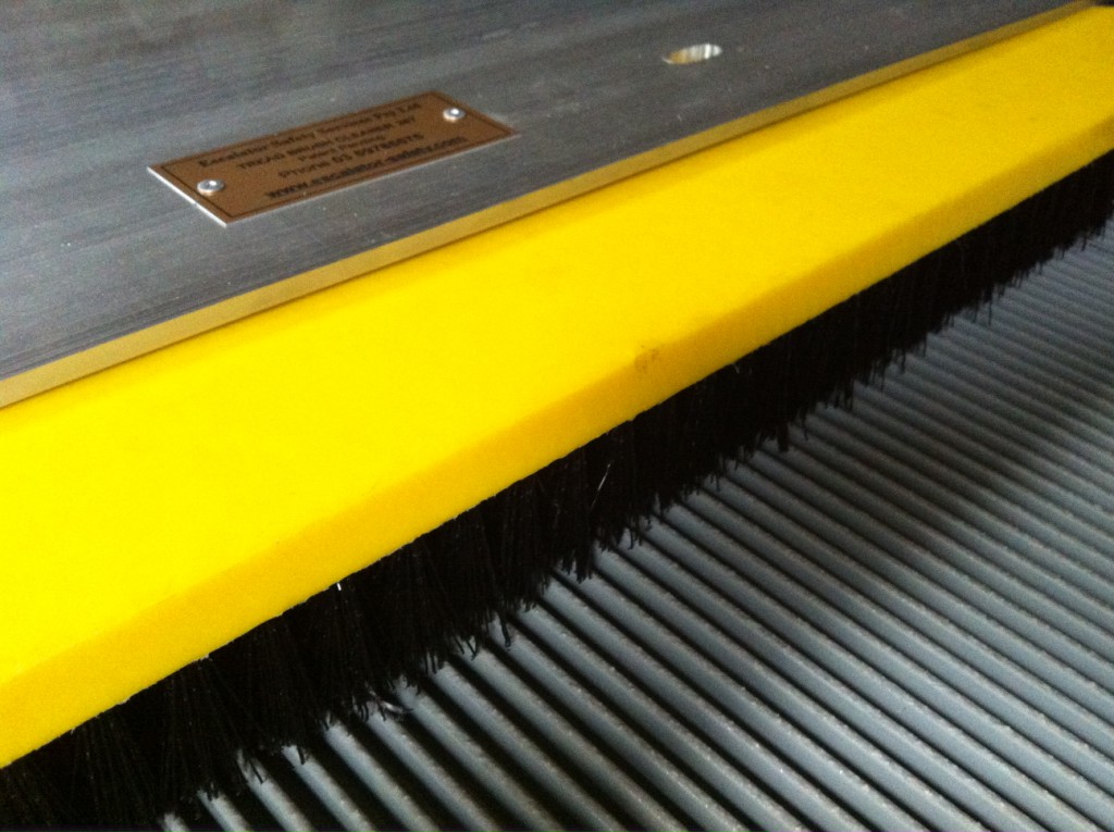 TBC Brush unit new black Escalator Safety